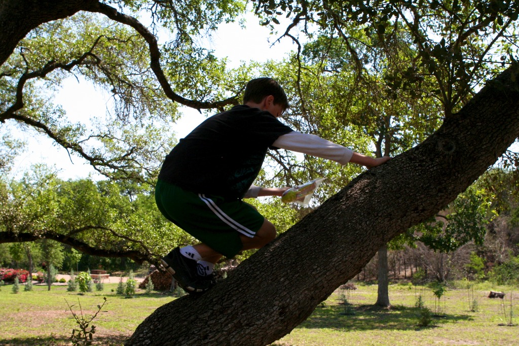 2012-04-08-44-Egg Hunt.jpg